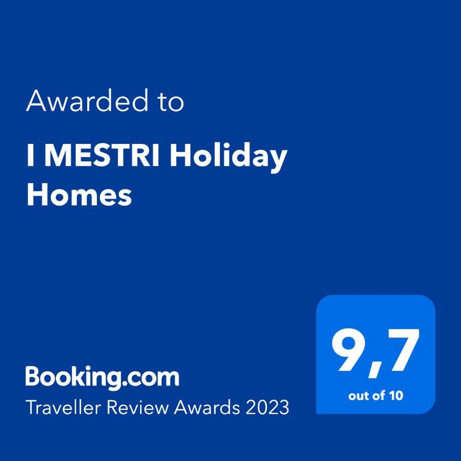 I Mestri Holiday Homes อุจจาโน ลาเคียซา ภายนอก รูปภาพ